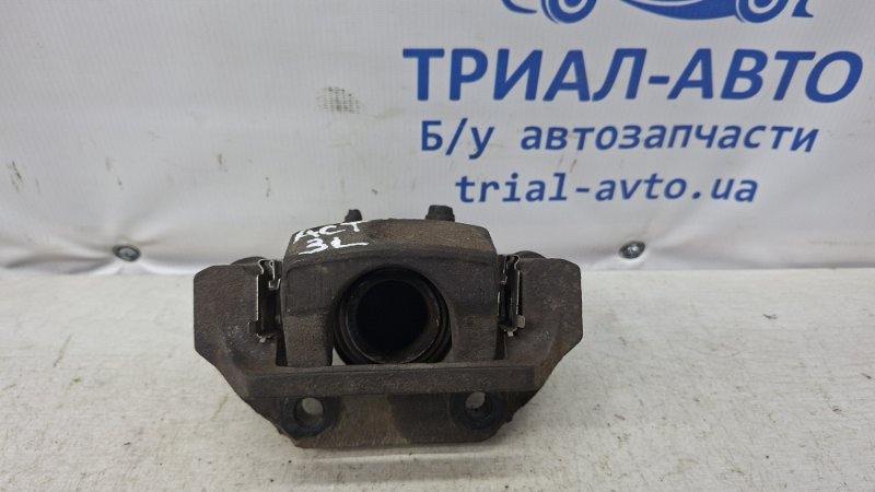 Суппорт задний левый SsangYong Actyon 2005-2010 CJ 2.0 diesel D20DT 4841009000 Б/У