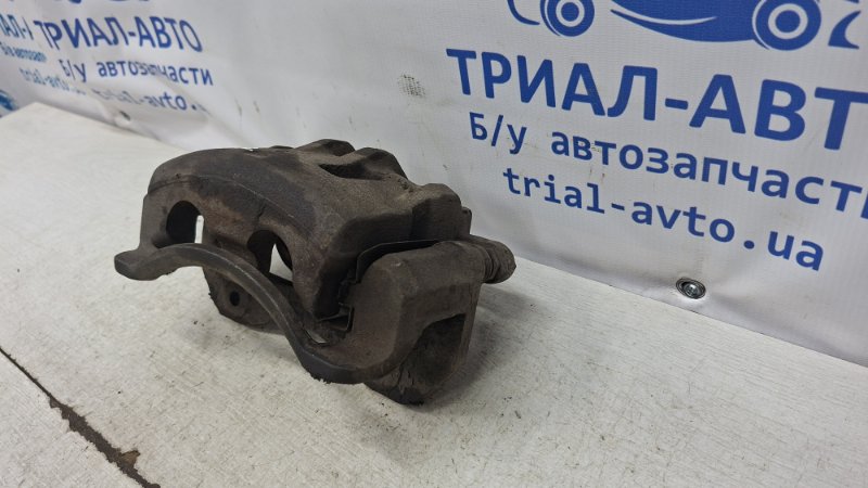 Суппорт передний правый SsangYong Actyon CJ 2.0 diesel D20DT Суппорт передний правый SsangYong Actyon CJ 2.0 diesel D20DT