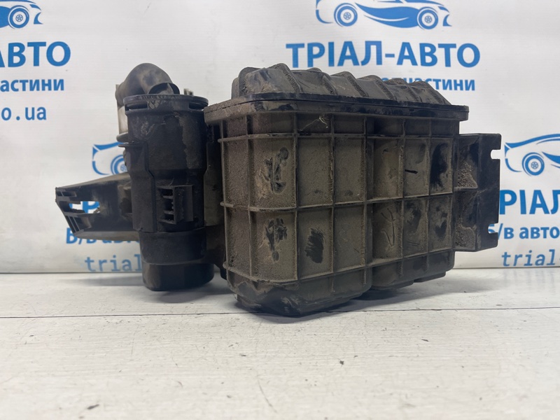 Абсорбер паров топлива Jeep Cherokee KL 3.2 бензин EHK Абсорбер паров топлива Jeep Cherokee KL 3.2 бензин EHK