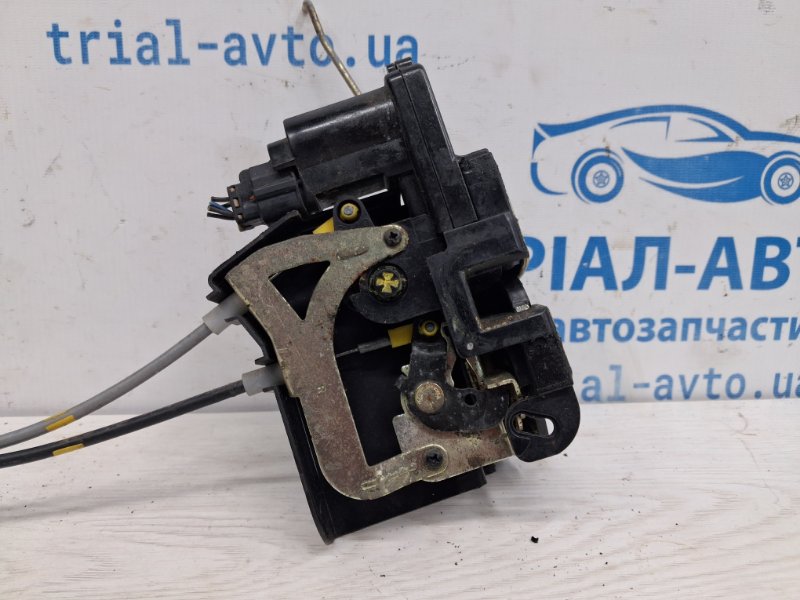 Замок двери передний правый SsangYong Actyon CJ 2.0 diesel D20DT