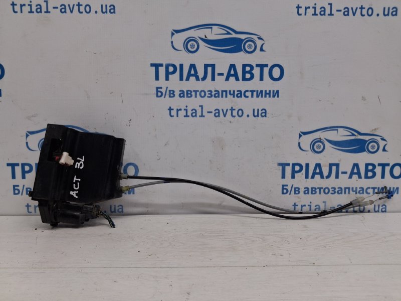Запчасть замок двери задний левый SsangYong Actyon 2005-2010 CJ 2.0 diesel D20DT 7131009003 Б/У Замок двери задний левый SsangYong Actyon 2005-2010 CJ 2.0 diesel D20DT 7131009003 Б/У