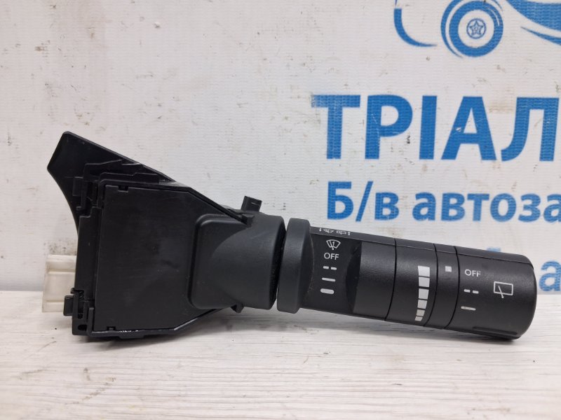 Переключатель подрулевой правый(дворники) Nissan Pathfinder 2004-2014 R51 2.5 Diesel YD25DDTI 25260EA000 Б/У