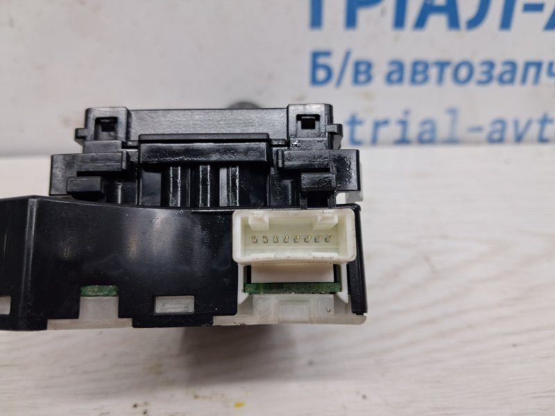 Переключатель подрулевой правый(дворники) Pathfinder 2004-2014 R51 2.5 Diesel YD25DDTI
