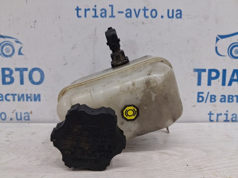Бачок главного тормозного цилиндра Actyon 2005-2010 CJ 2.0 diesel D20DT Бачок главного тормозного цилиндра Actyon 2005-2010 CJ 2.0 diesel D20DT