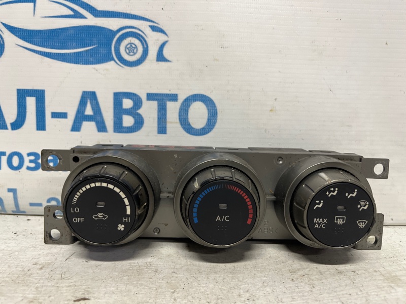 Блок управления кондиционером Infiniti FX 2002-2008 S50 3.5 бензин VQ35DE 28395-CL70A Б/У