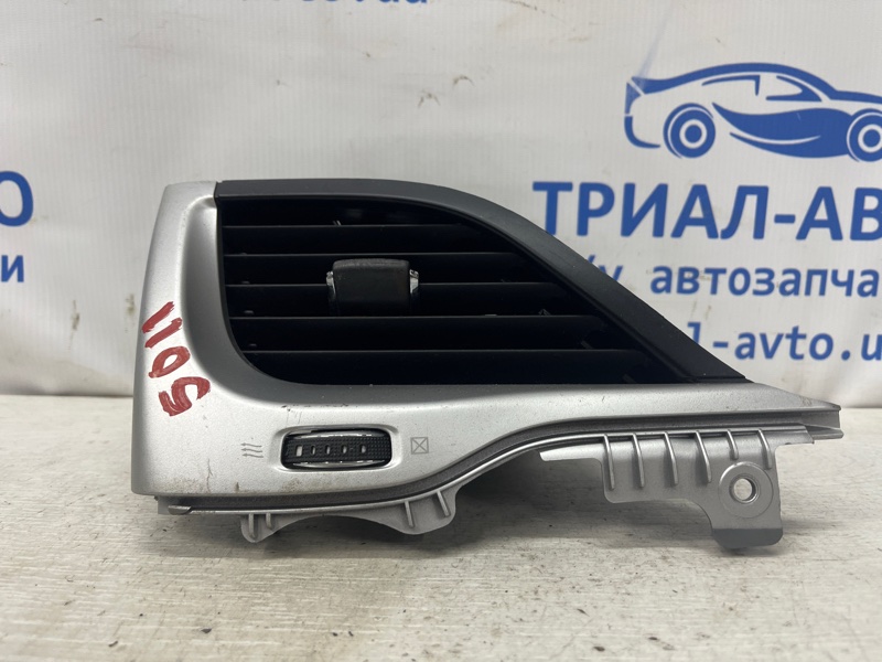 Запчасть дефлектор обдува Jeep Cherokee 2013-2019 KL 3.2 бензин EHK 75529A01 Б/У Дефлектор обдува Jeep Cherokee 2013-2019 KL 3.2 бензин EHK 75529A01 Б/У