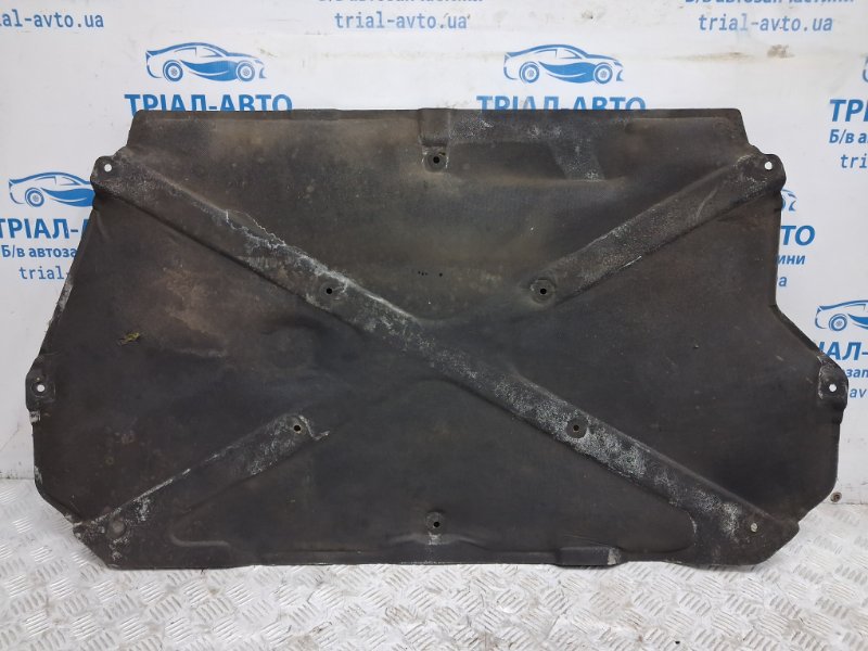 Обшивка капота Mitsubishi Pajero Wagon 1999-2006 3 3.2 Дизель 4M41 MR436631 Б/У