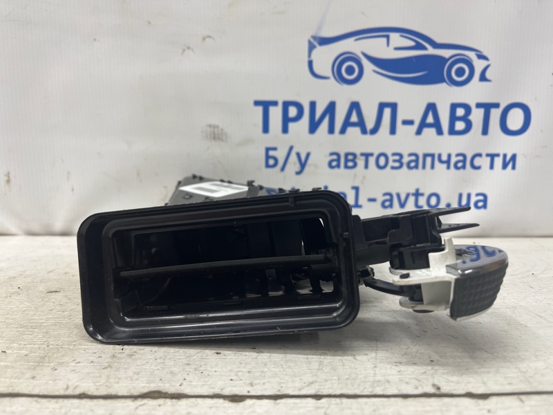 Дефлектор обдува Ford Escape 3 2.0 бензин ENR90 Дефлектор обдува Ford Escape 3 2.0 бензин ENR90