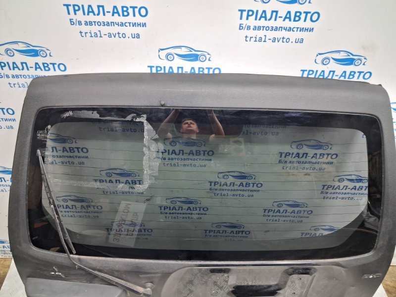 Крышка багажника Pajero Wagon 1999-2006 3 3.2 Дизель 4M41