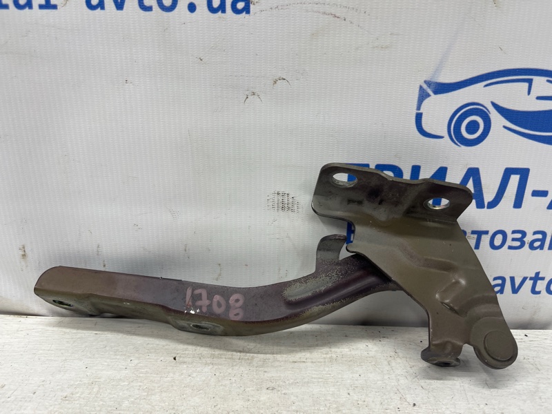 Петля капота правая Kia Optima 2010-2016 TF 2.4 бензин G4KJ 791202T000 Б/У