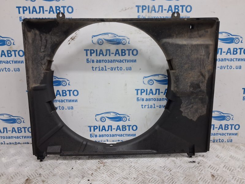 Запчасть диффузор Mitsubishi Pajero Wagon 1999-2006 3 3.2 Дизель 4M41 MR497044 Б/У Диффузор Mitsubishi Pajero Wagon 1999-2006 3 3.2 Дизель 4M41 MR497044 Б/У