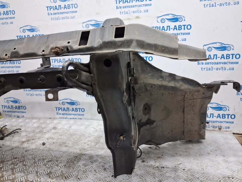 Панель передняя Pajero Wagon 1999-2006 3 3.2 Дизель 4M41