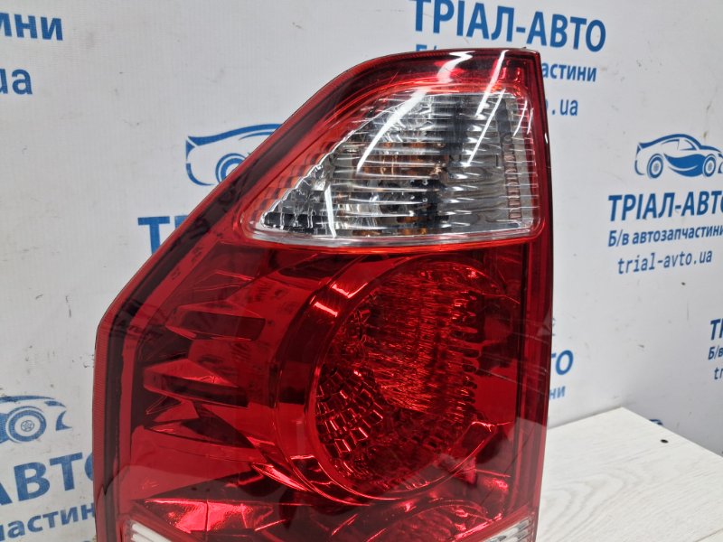 Фонарь задний внешний левый Pajero Wagon 1999-2006 3 3.2 Дизель 4M41 Фонарь задний внешний левый Pajero Wagon 1999-2006 3 3.2 Дизель 4M41