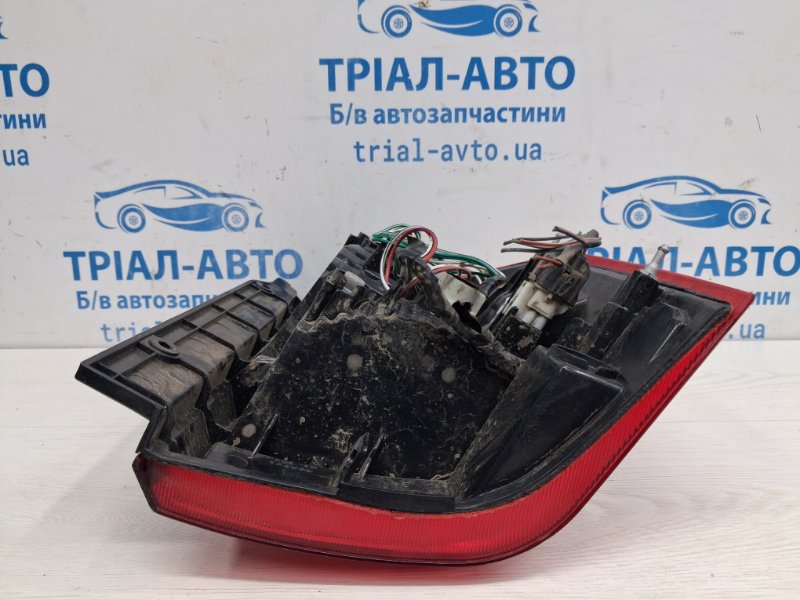 Фонарь задний внешний левый Pajero Wagon 1999-2006 3 3.2 Дизель 4M41 Фонарь задний внешний левый Pajero Wagon 1999-2006 3 3.2 Дизель 4M41