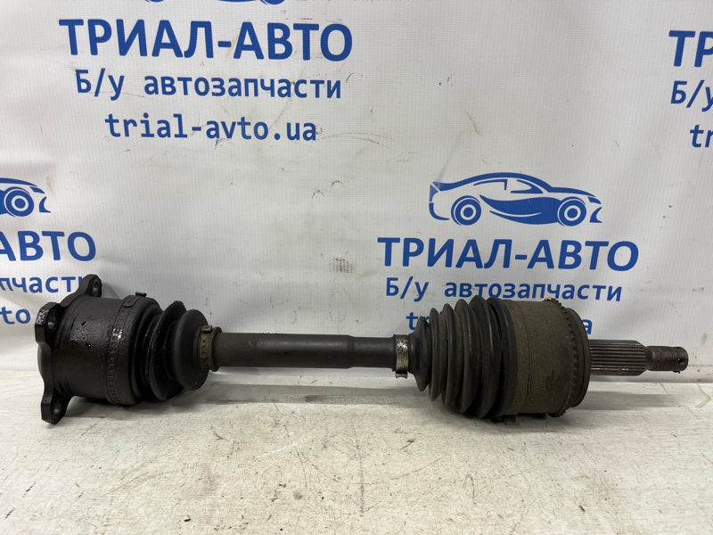 Запчасть привод передний правый Mitsubishi Pajero Wagon 1999-2006 3 3.2 Дизель 4M41 MR453384 Б/У Привод передний правый Mitsubishi Pajero Wagon 1999-2006 3 3.2 Дизель 4M41 MR453384 Б/У