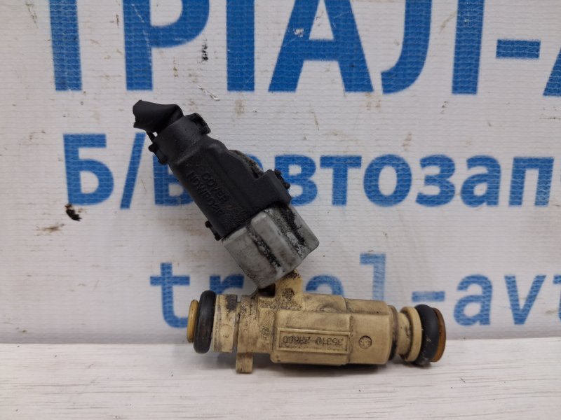 Форсунка топливная Hyundai Tucson 2004-2009 JM 2.0 бензин G4GC 3531023600 Б/У