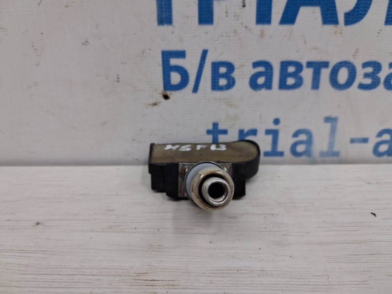 Датчик давления в шинах Santa fe 2012-2019 DM 2.4 бензин G4KJ Датчик давления в шинах Santa fe 2012-2019 DM 2.4 бензин G4KJ