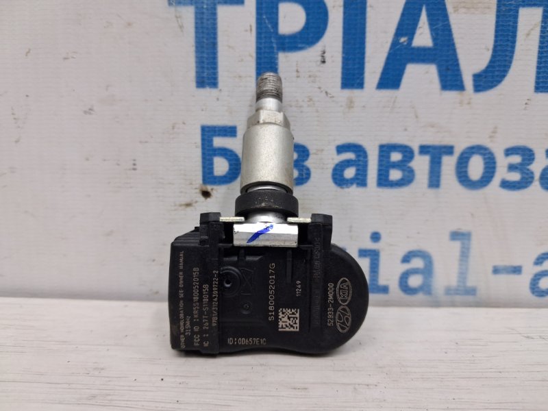 Запчасть датчик давления в шинах Hyundai Sonata 2010-2016 YF 2.4 бензин G4KJ 529332M000 Б/У Датчик давления в шинах Hyundai Sonata 2010-2016 YF 2.4 бензин G4KJ 529332M000 Б/У