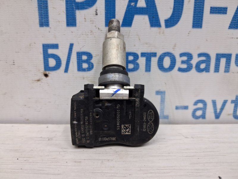 Запчасть датчик давления в шинах Hyundai Sonata 2010-2016 YF 2.4 бензин G4KJ 529332M000 Б/У Датчик давления в шинах Hyundai Sonata 2010-2016 YF 2.4 бензин G4KJ 529332M000 Б/У