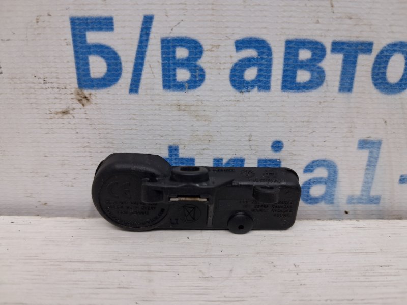 Запчасть датчик давления в шинах Jeep Grand Cherokee 2010-2022 WK2 3.6 бензин ERB 56029398AB Б/У Датчик давления в шинах Jeep Grand Cherokee 2010-2022 WK2 3.6 бензин ERB 56029398AB Б/У