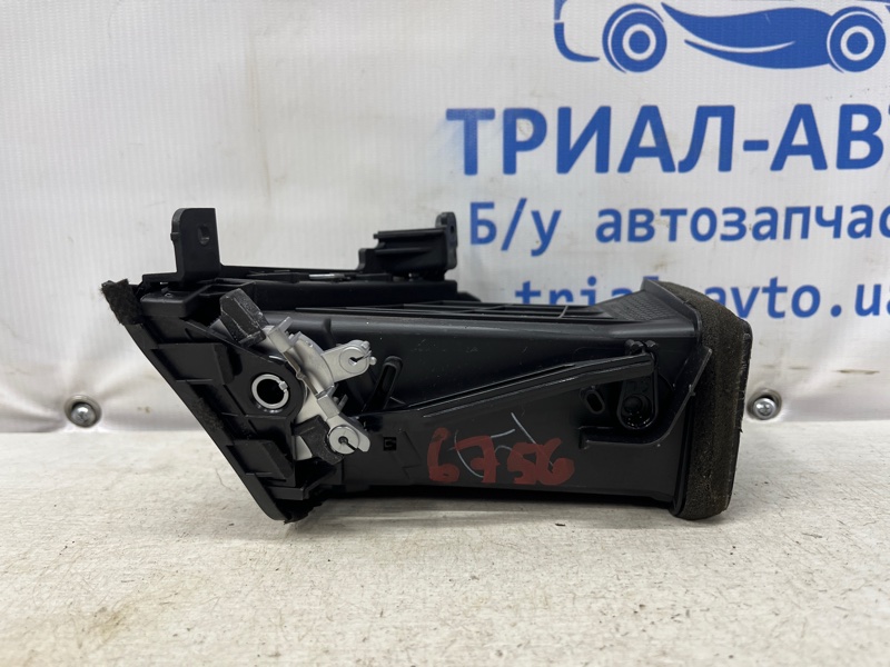 Дефлектор обдува Sorento 2009-2021 XM 2.4 бензин G4KJ Дефлектор обдува Sorento 2009-2021 XM 2.4 бензин G4KJ