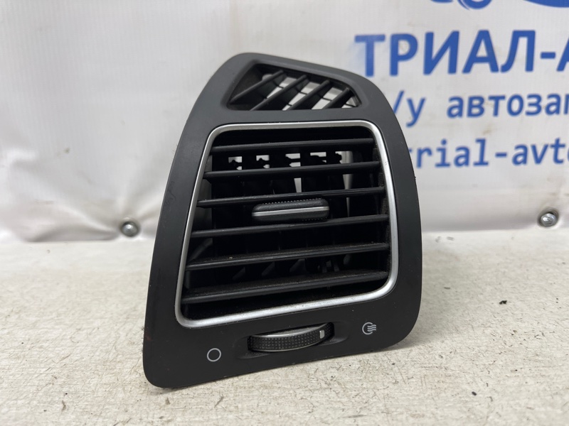 Запчасть дефлектор обдува Kia Sorento 2009-2021 XM 2.4 бензин G4KJ 974801U005 Б/У Дефлектор обдува Kia Sorento 2009-2021 XM 2.4 бензин G4KJ 974801U005 Б/У