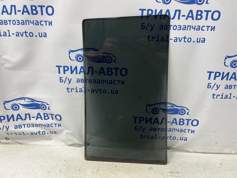Стекло двери задней левой (форточка) Pajero Wagon 1999-2006 3 3.2 Дизель 4M41 Стекло двери задней левой (форточка) Pajero Wagon 1999-2006 3 3.2 Дизель 4M41