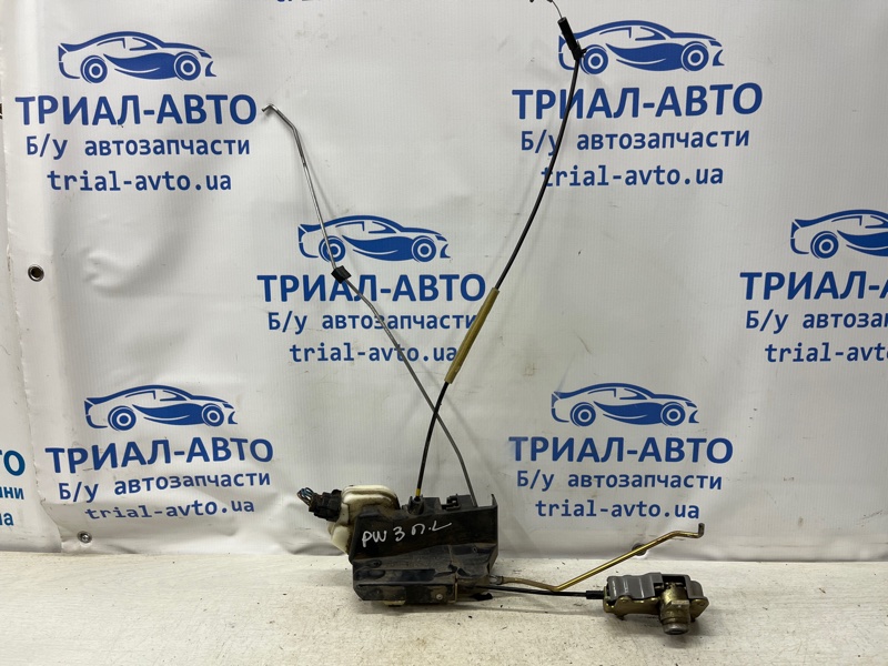 Замок двери передний левый Mitsubishi Pajero Wagon 1999-2006 3 3.2 Дизель 4M41 MR573709 Б/У