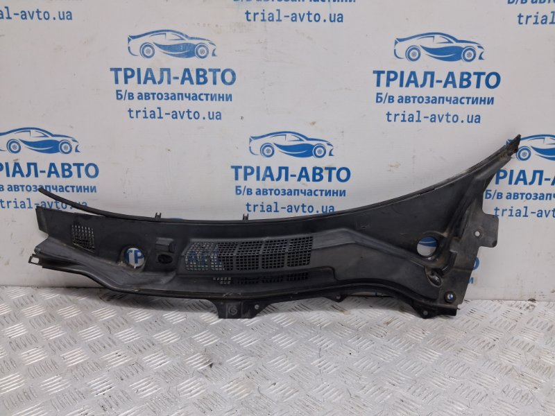 Дефлектор дворников левый Infiniti FX 2002-2008 S50 3.5 бензин VQ35DE 66863-CG01A Б/У