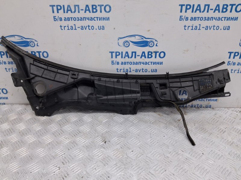 Дефлектор дворников левый FX 2002-2008 S50 3.5 бензин VQ35DE