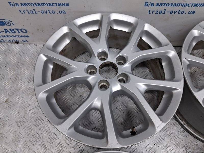Диски титан комплект R17 Cherokee 2013-2019 KL 2.4 бензин ED6 Диски титан комплект R17 Cherokee 2013-2019 KL 2.4 бензин ED6