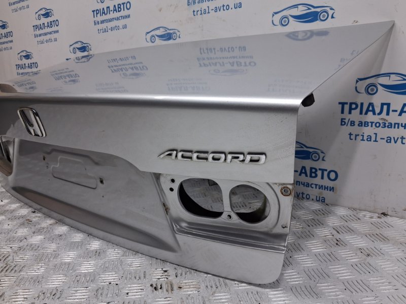 Крышка багажника Honda Accord CL K24A3 2.4 Крышка багажника Honda Accord CL K24A3 2.4