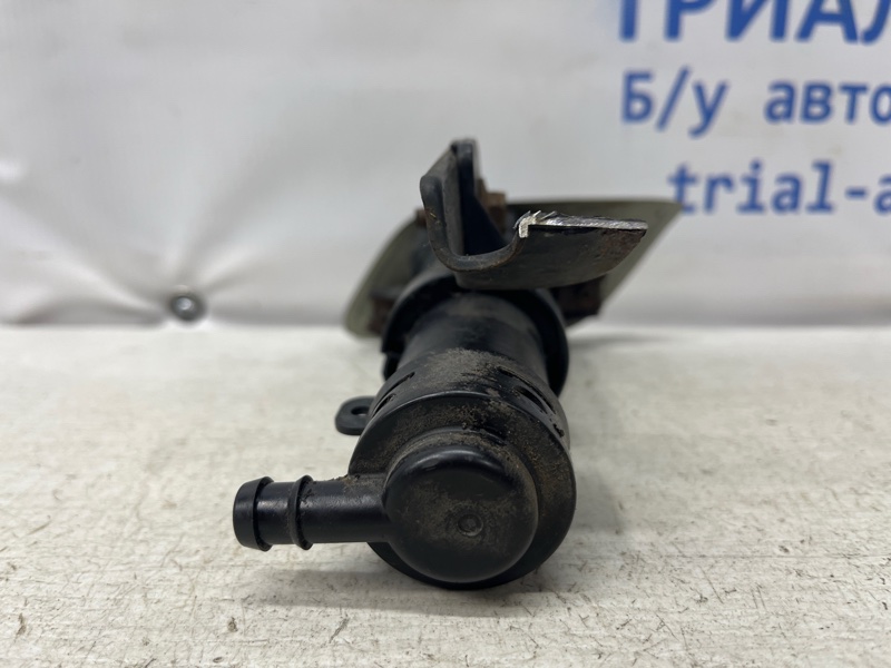 Омыватель фары правый Honda Accord CL K24A3 2.4 Омыватель фары правый Honda Accord CL K24A3 2.4