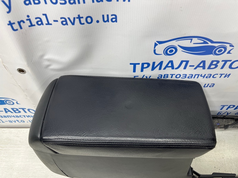 Подлокотник Accord 2002-2008 CL K24A3 2.4