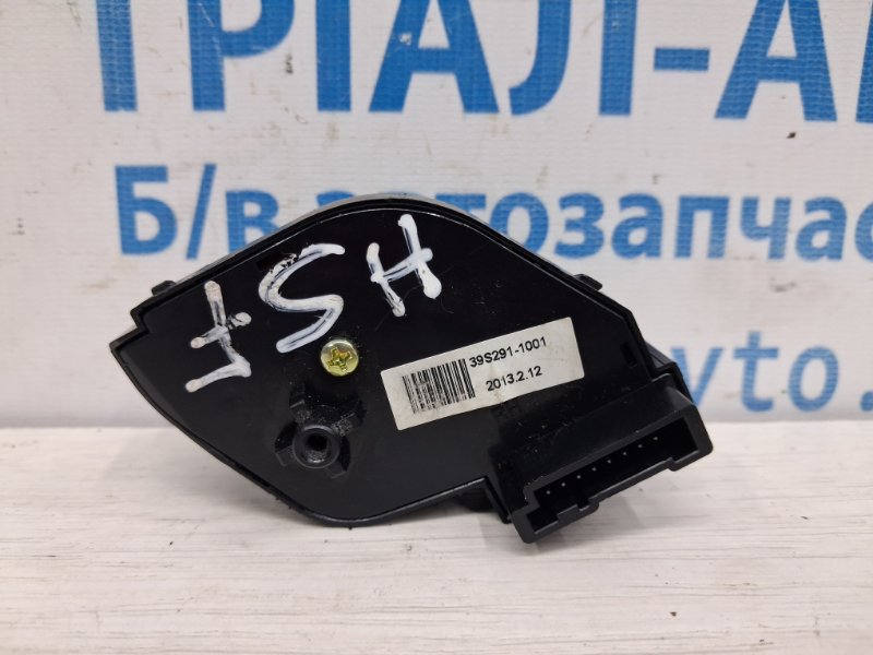 Кнопки руля Santa fe 2012-2019 DM 2.4 бензин G4KJ