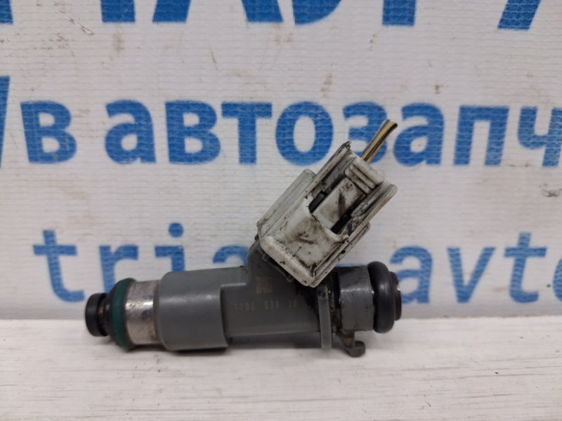 Запчасть форсунка топливная Acura MDX 2006-2013 YD2 3.7 бензин J37A1 16450R70A01 Б/У Форсунка топливная Acura MDX 2006-2013 YD2 3.7 бензин J37A1 16450R70A01 Б/У