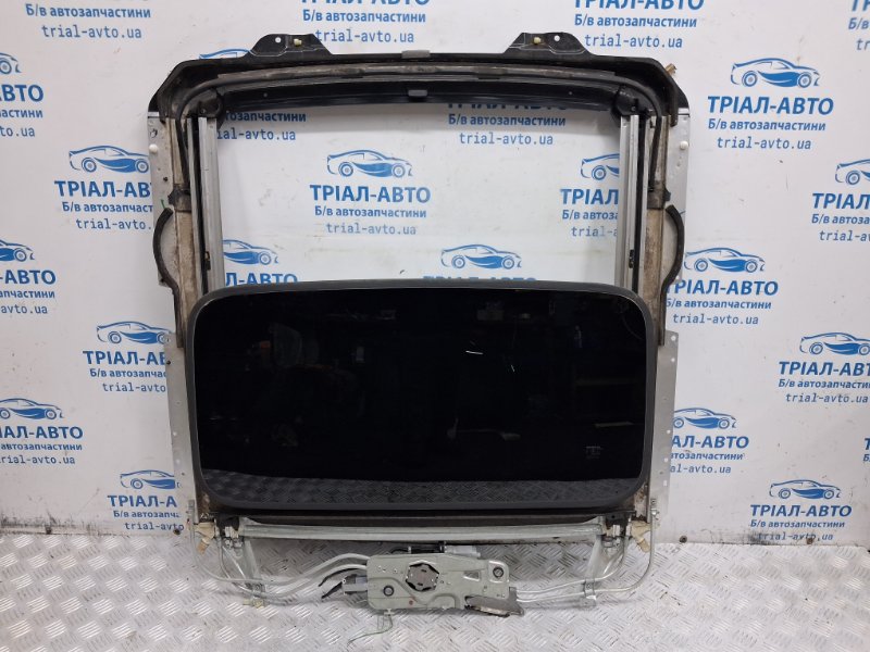 Запчасть люк в сборе Honda Accord 2002-2008 CL K24A3 2.4 70100SEAJ12 Б/У Люк в сборе Honda Accord 2002-2008 CL K24A3 2.4 70100SEAJ12 Б/У