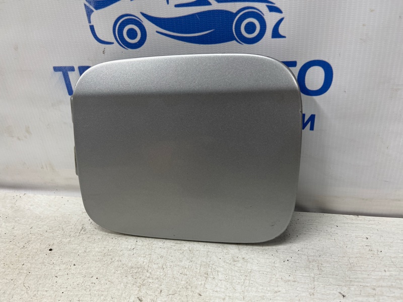 Лючок бака Honda Accord CL K24A3 2.4 Лючок бака Honda Accord CL K24A3 2.4
