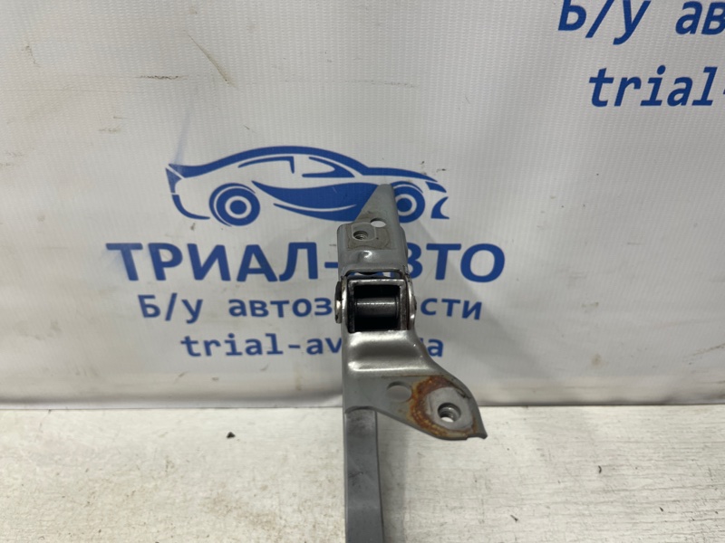 Петля крышки багажника левая Honda Accord CL K24A3 2.4 Петля крышки багажника левая Honda Accord CL K24A3 2.4