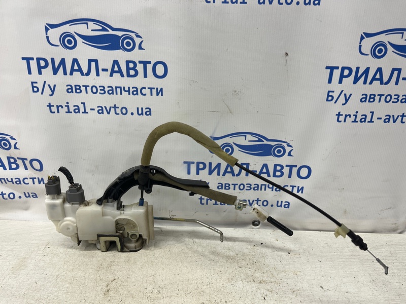 Замок двери передний правый Accord 2002-2008 CL K24A3 2.4