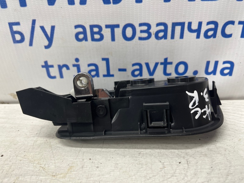 Ручка двери внутреняя задняя правая Honda Accord CL K24A3 2.4 Ручка двери внутреняя задняя правая Honda Accord CL K24A3 2.4