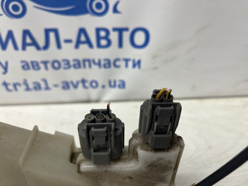 Замок двери задний правый Accord 2002-2008 CL K24A3 2.4
