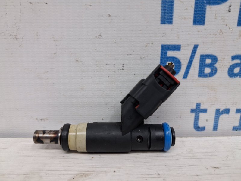 Запчасть форсунка топливная Dodge Journey 2007-2020 1 2.4 бензин ED3 RL891577AC Б/У Форсунка топливная Dodge Journey 2007-2020 1 2.4 бензин ED3 RL891577AC Б/У
