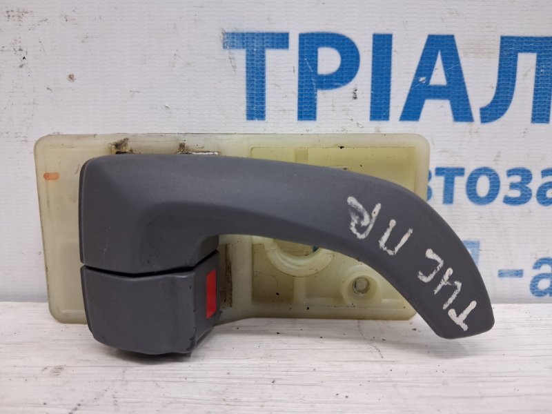 Ручка двери внутренняя правая Hyundai Tucson 2004-2009 JM 2.0 бензин G4GC 826202E000LM Б/У