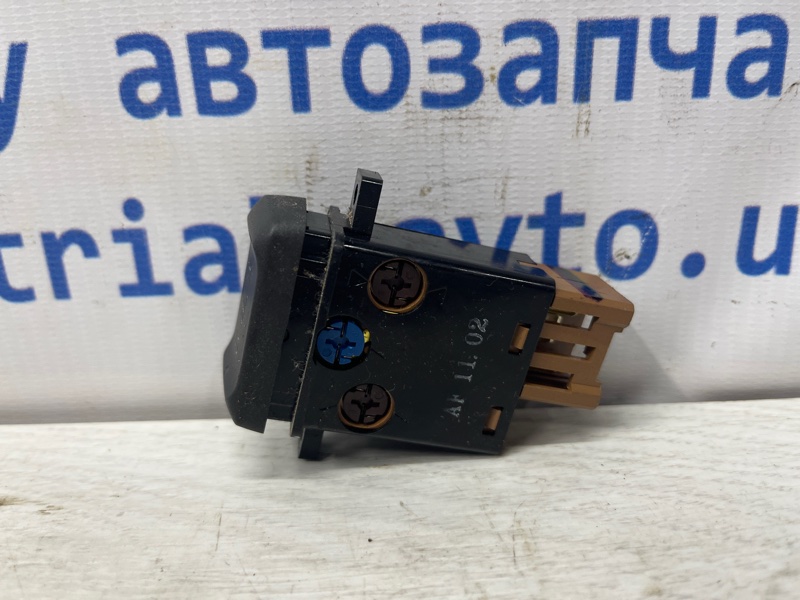 Кнопка подогрева Accord 2002-2008 CL K24A3 2.4 Кнопка подогрева Accord 2002-2008 CL K24A3 2.4
