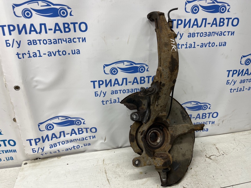 Кулак поворотный правый со ступицей Accord 2002-2008 CL K24A3 2.4