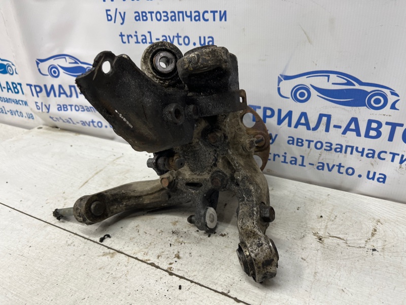 Цапфа задняя левая со ступицей Accord 2002-2008 CL K24A3 2.4 Цапфа задняя левая со ступицей Accord 2002-2008 CL K24A3 2.4