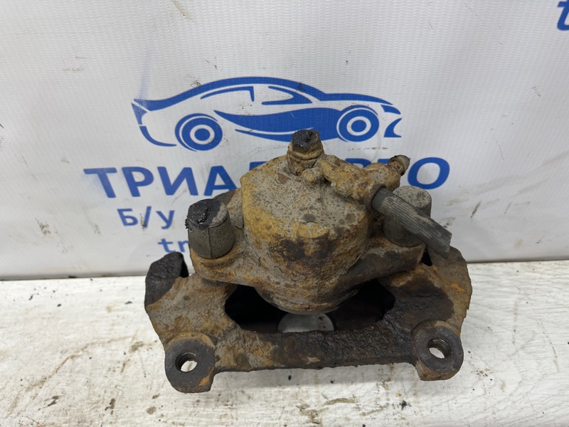 Суппорт передний правый Accord 2002-2008 CL K24A3 2.4 Суппорт передний правый Accord 2002-2008 CL K24A3 2.4