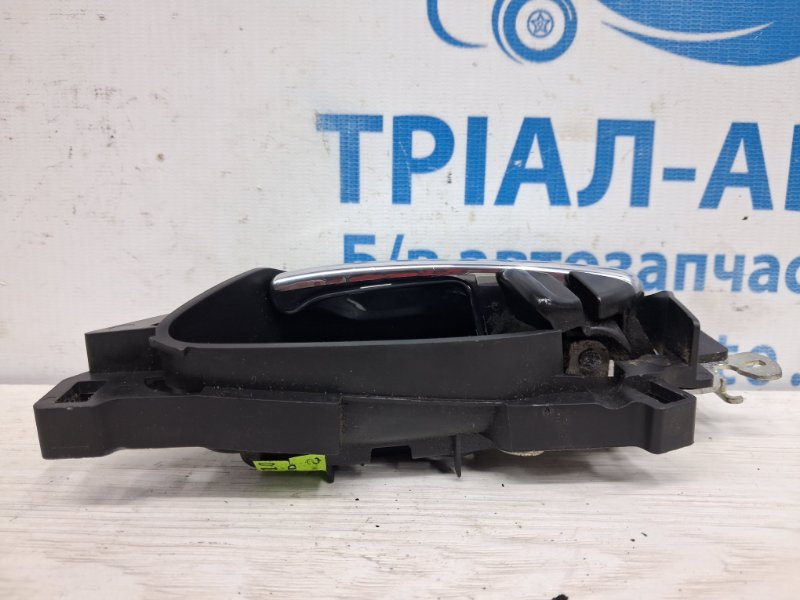Ручка двери внутренняя левая MDX 2006-2013 YD2 3.7 бензин J37A1 Ручка двери внутренняя левая MDX 2006-2013 YD2 3.7 бензин J37A1