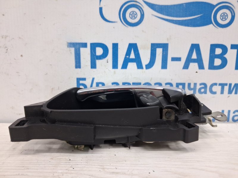 Ручка двери внутренняя левая MDX 2006-2013 YD2 3.7 бензин J37A1 Ручка двери внутренняя левая MDX 2006-2013 YD2 3.7 бензин J37A1